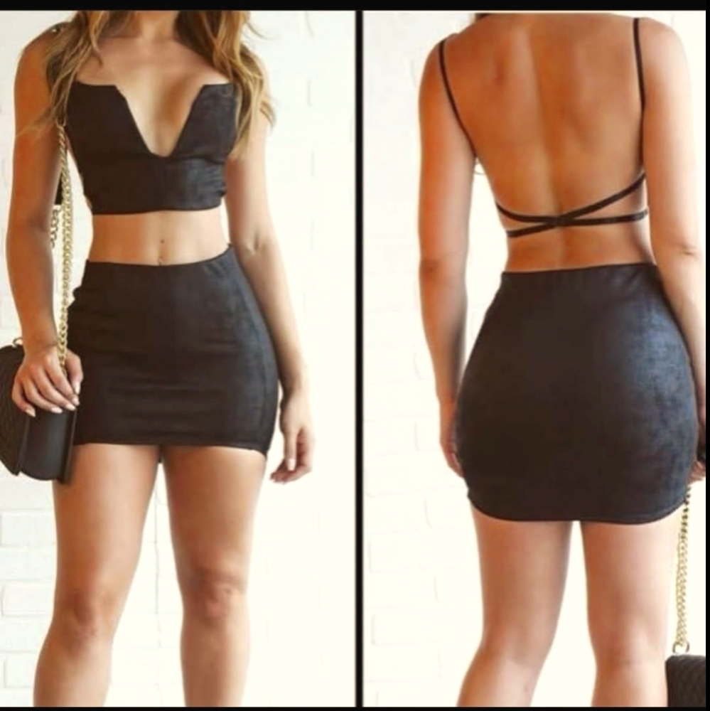 Two piece skirt set New Fits M-L